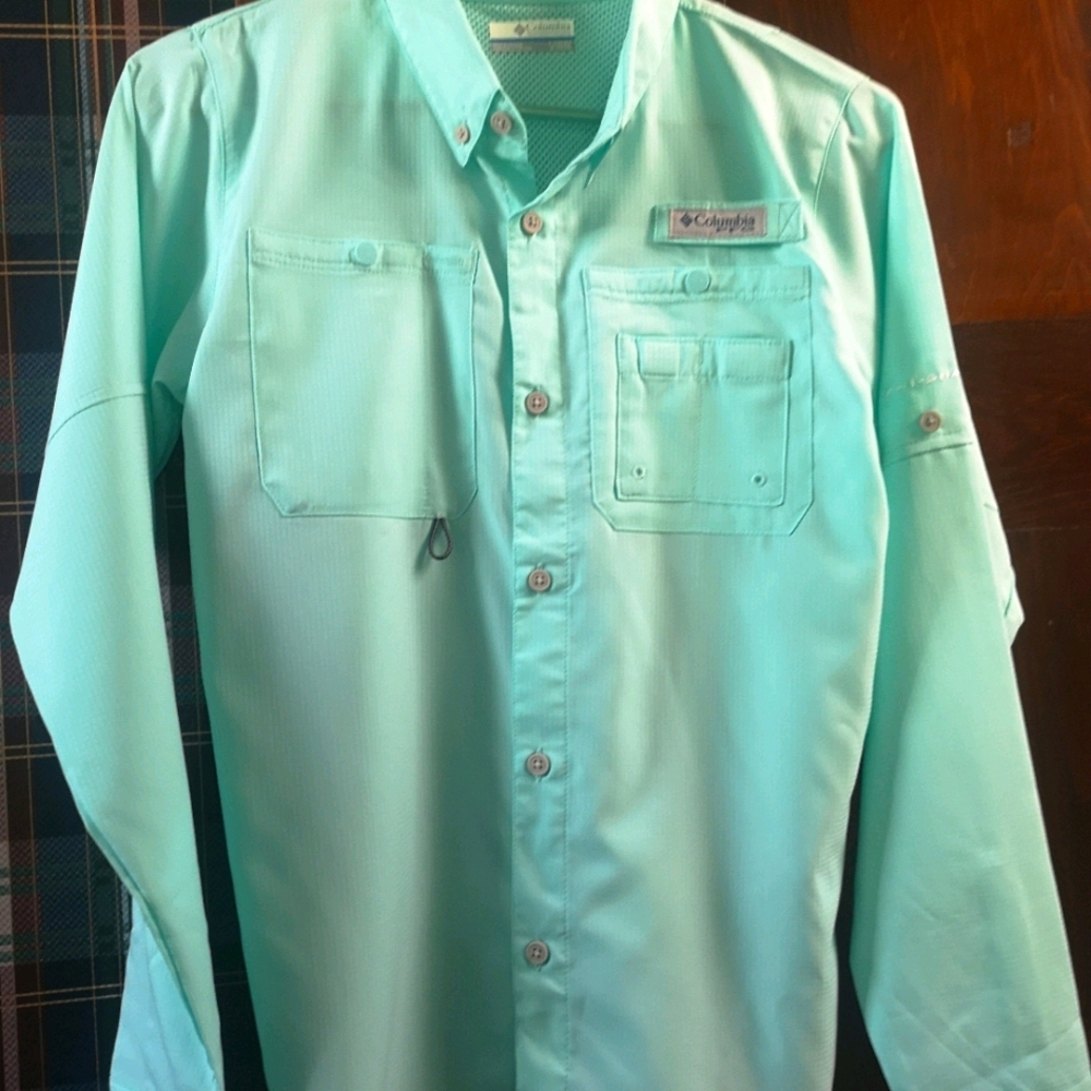 Columbia PFG shirt.